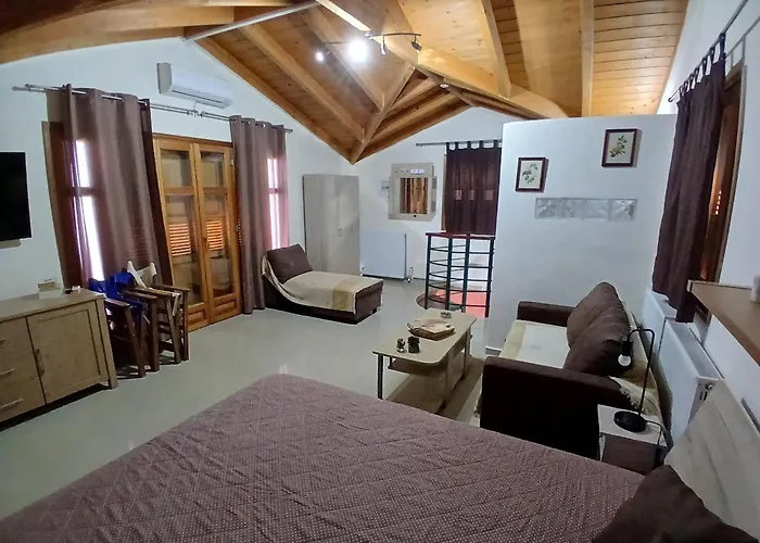 Alexandros Apartament *