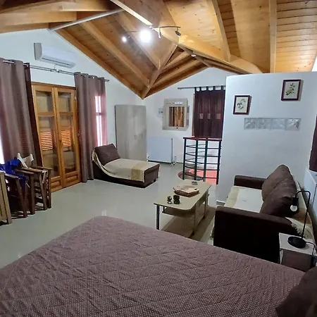 Alexandros Apartmán *