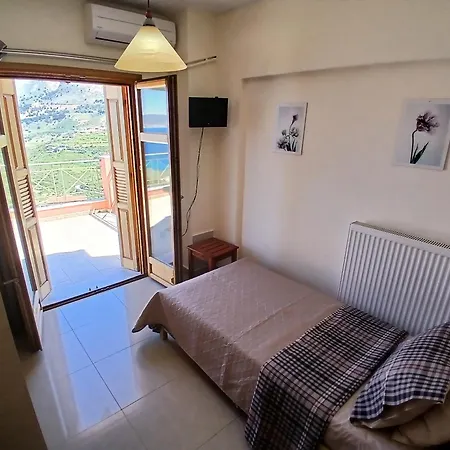 Alexandros Apartmán Zóla