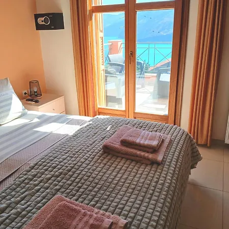 Alexandros 아파트