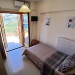 Alexandros Apartment Zola